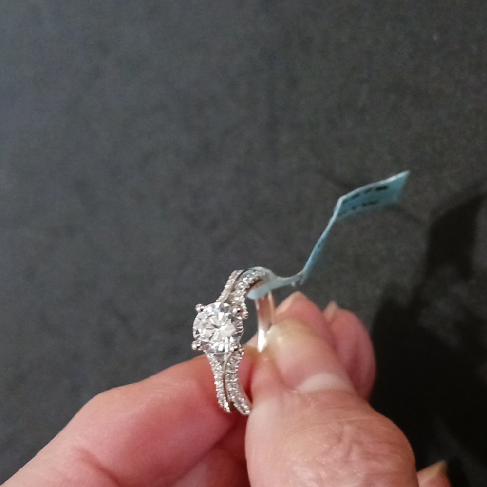 Womans Engagement Ring 6 925 REKO